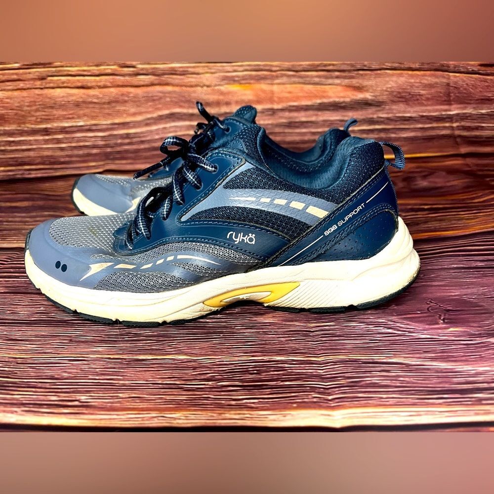 Ryka Sky Walk 2. Size 7 Women Blue